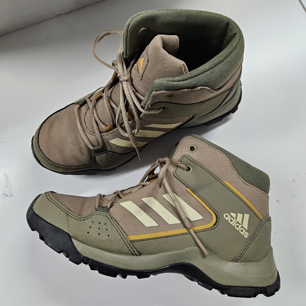 adidas Hyperhiker Hiking Boots Outdoor Big Kids Size 4 Unisex